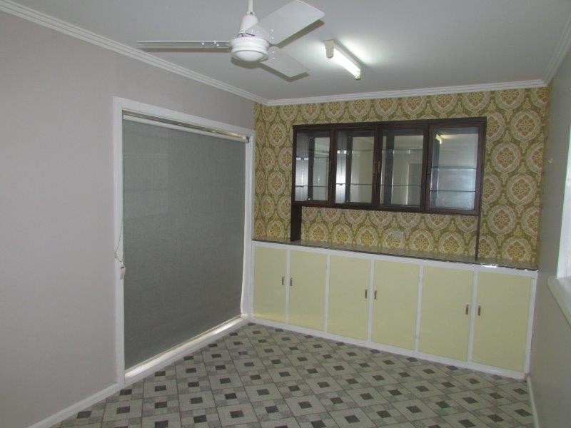 14 Alamein Avenue, Warracknabeal VIC 3393