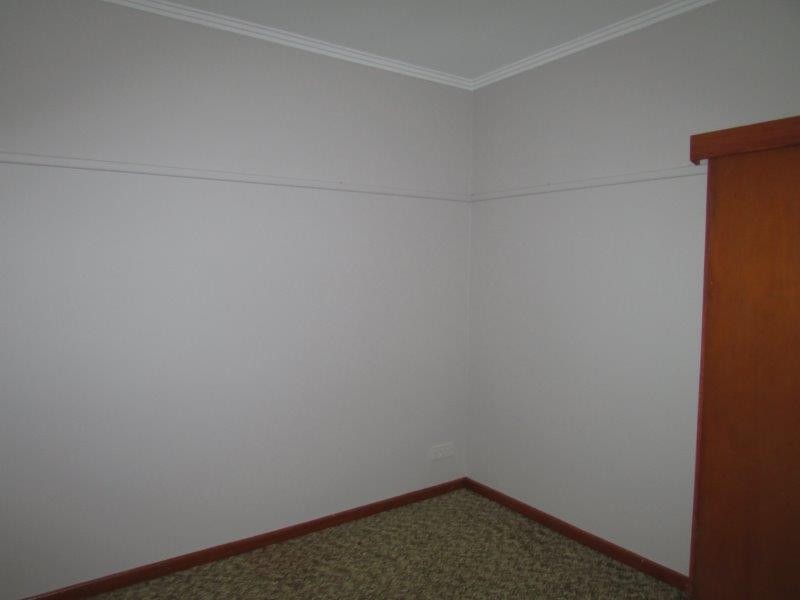 14 Alamein Avenue, Warracknabeal VIC 3393