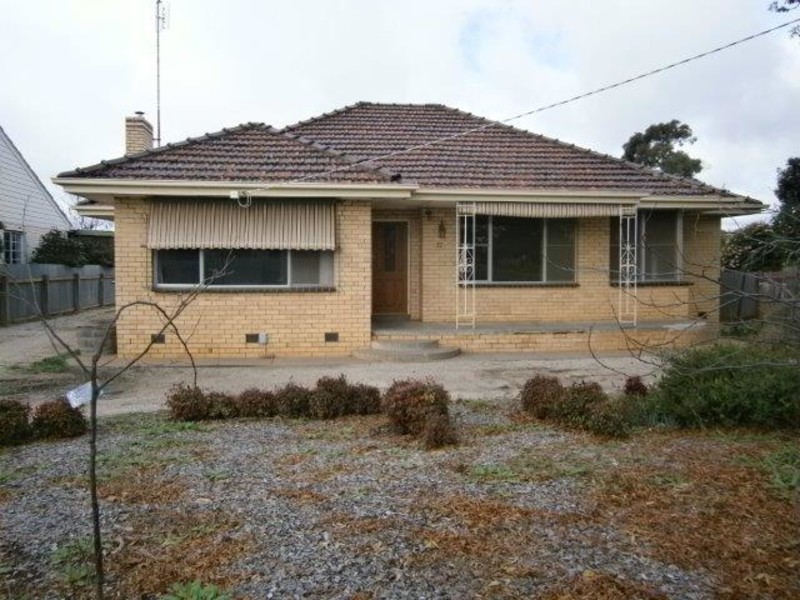 22 Campbell Street, Donald VIC 3480