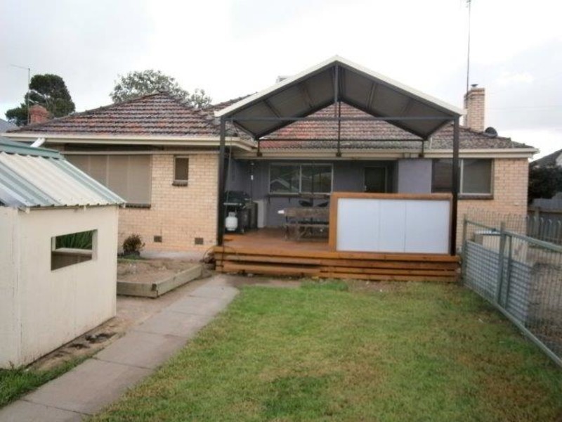 22 Campbell Street, Donald VIC 3480