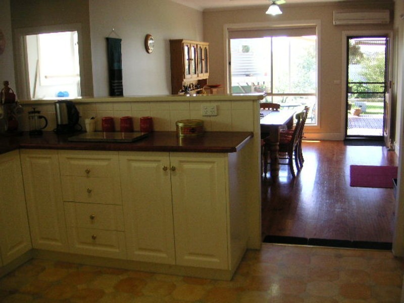 3 Thomas Street, Warracknabeal VIC 3393