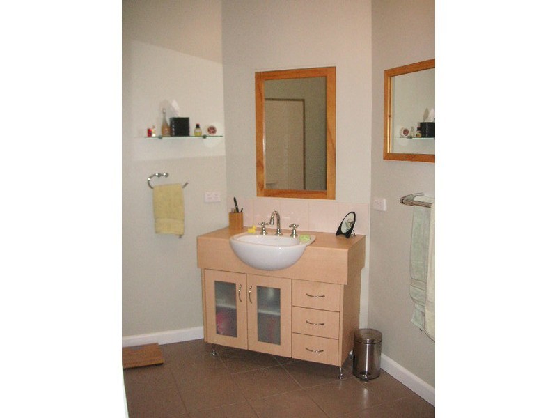 3 Thomas Street, Warracknabeal VIC 3393