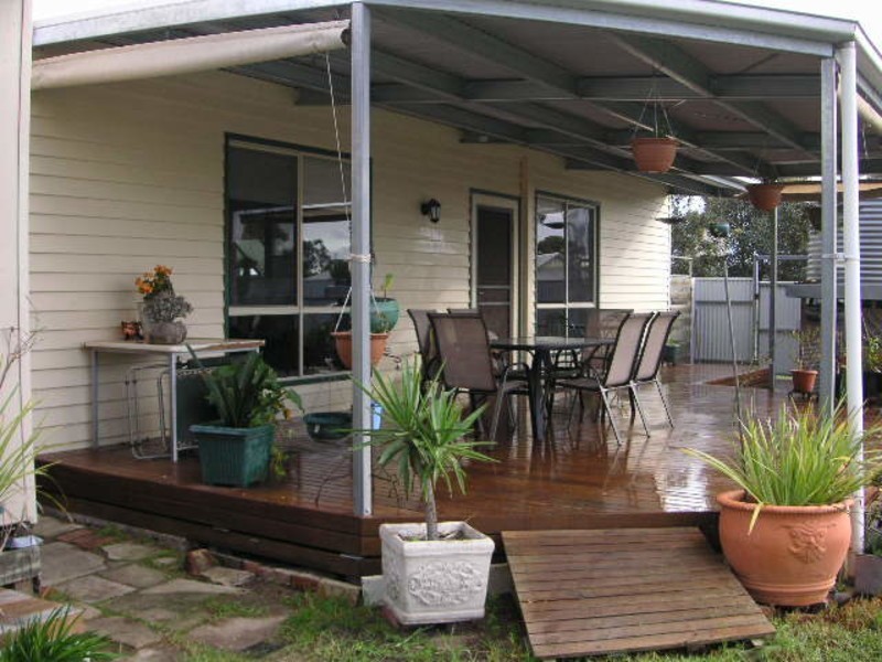 3 Thomas Street, Warracknabeal VIC 3393