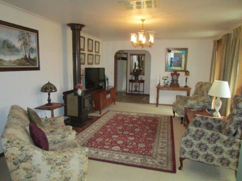 2 John Street, Jeparit VIC 3423