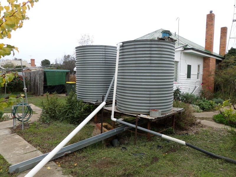 2 Riverside Street, Jeparit VIC 3423