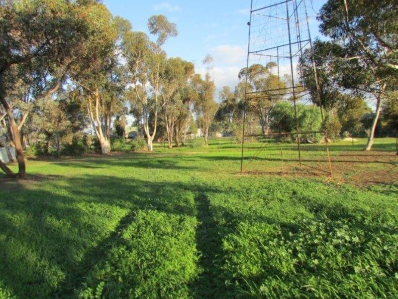 92 Henty Highway, Beulah VIC 3395