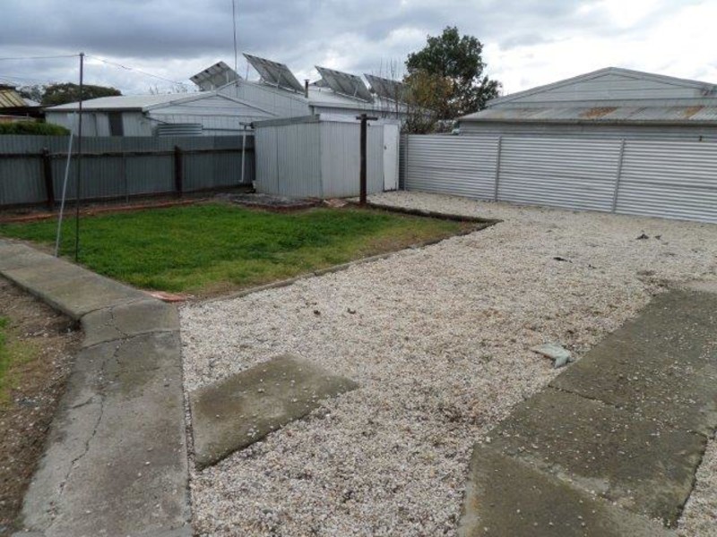 30 Beggs Street, Warracknabeal VIC 3393