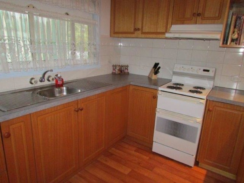 3 Burma Avenue, Warracknabeal VIC 3393