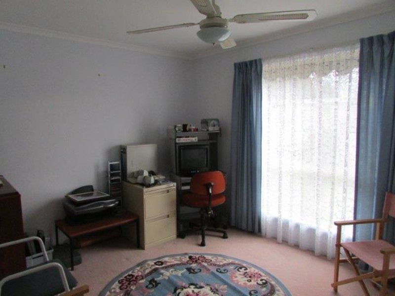 3 Burma Avenue, Warracknabeal VIC 3393