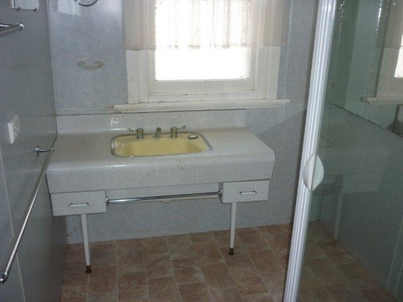 17 Campbell Street, Warracknabeal VIC 3393