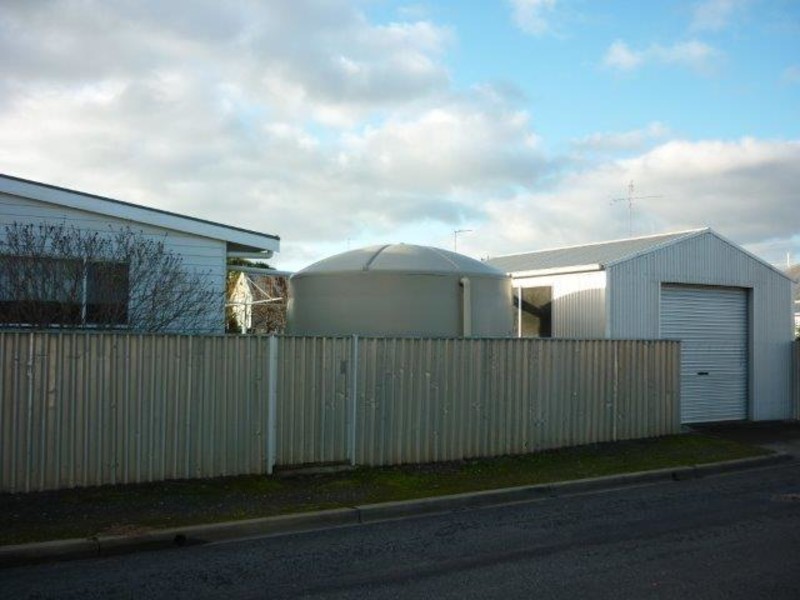 17 Campbell Street, Warracknabeal VIC 3393