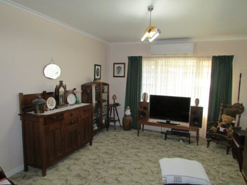 16 High Street, Watchem VIC 3482