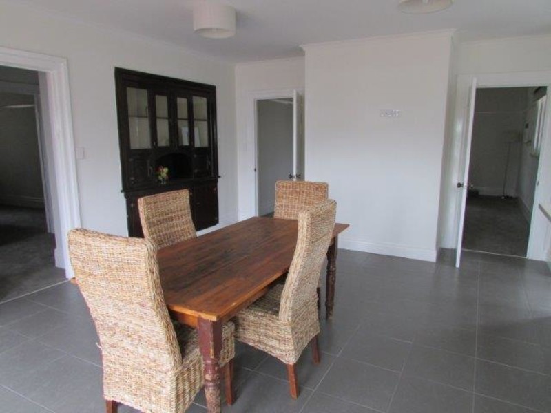 6 Craig Avenue, Warracknabeal VIC 3393