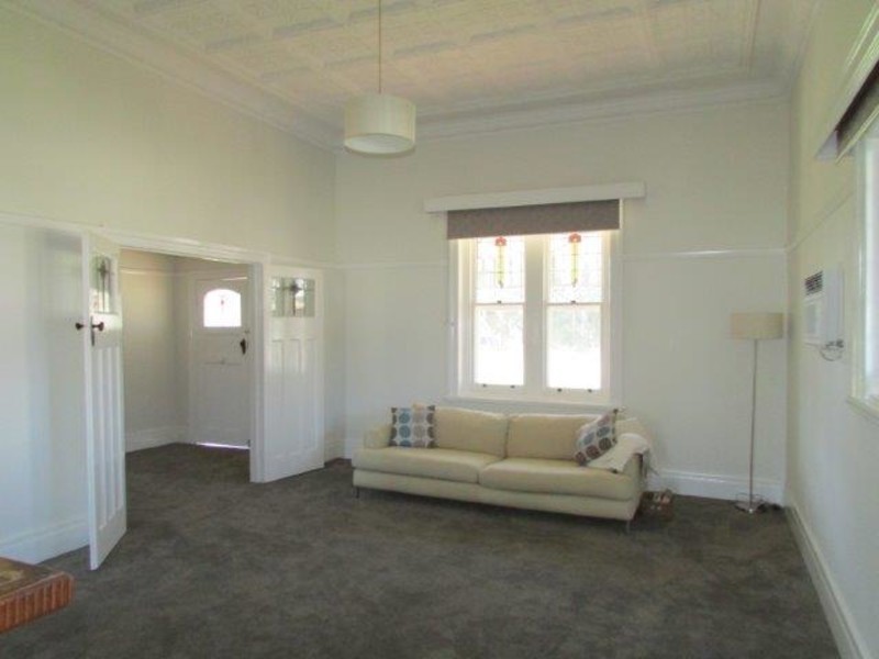 6 Craig Avenue, Warracknabeal VIC 3393