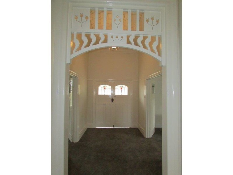 6 Craig Avenue, Warracknabeal VIC 3393