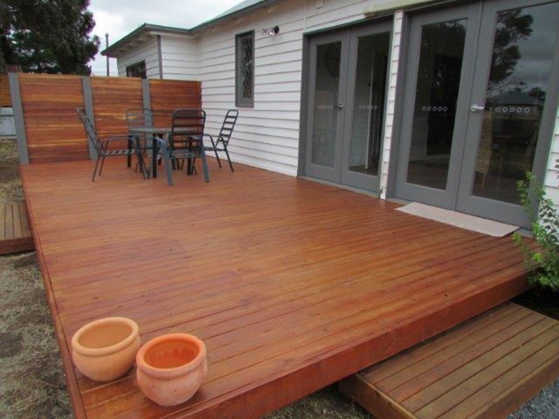 6 Craig Avenue, Warracknabeal VIC 3393