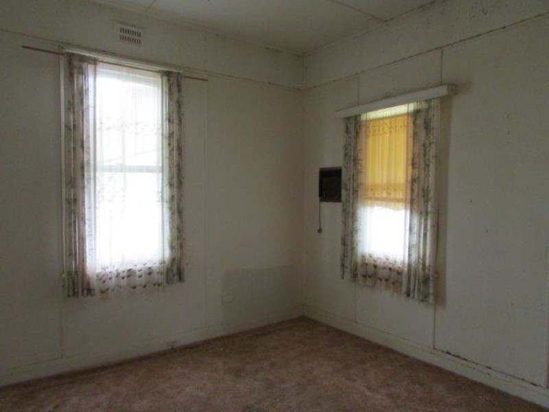 7 Clark Street, Watchem VIC 3482