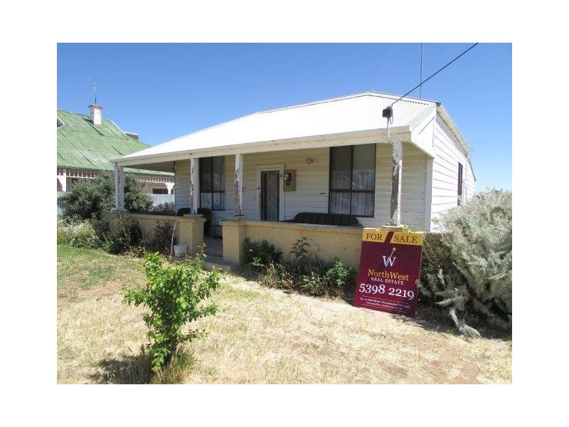 104 Anderson Street, Warracknabeal VIC 3393