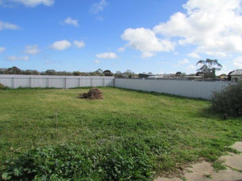 104 Anderson Street, Warracknabeal VIC 3393