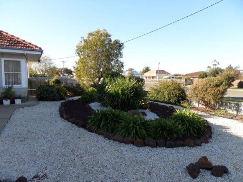 88 Devereux Street, Warracknabeal VIC 3393