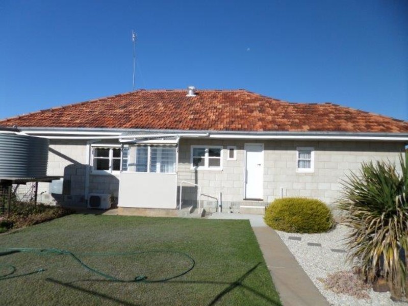 88 Devereux Street, Warracknabeal VIC 3393