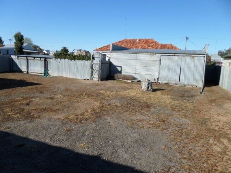 88 Devereux Street, Warracknabeal VIC 3393