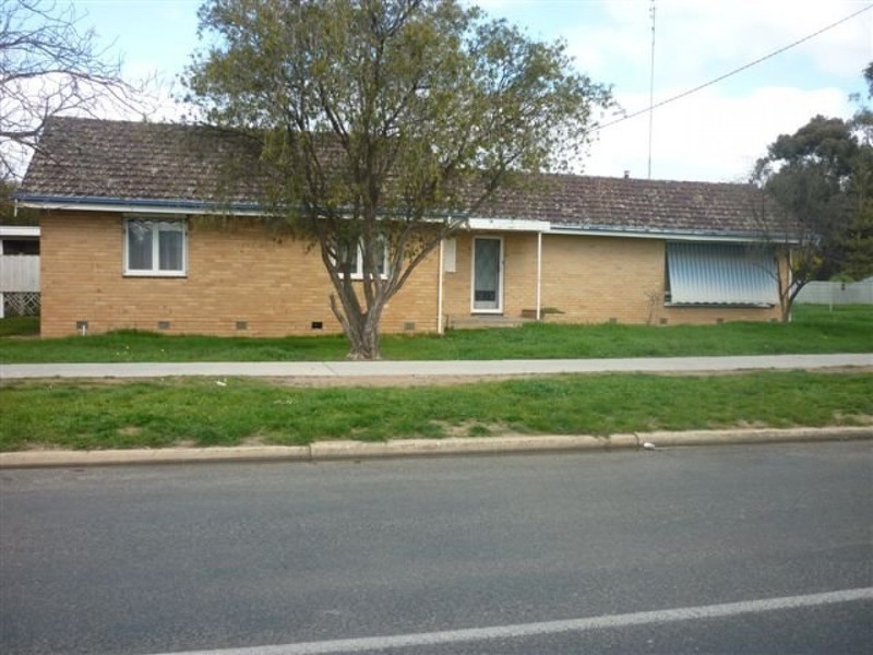130 Anderson Street, Warracknabeal VIC 3393
