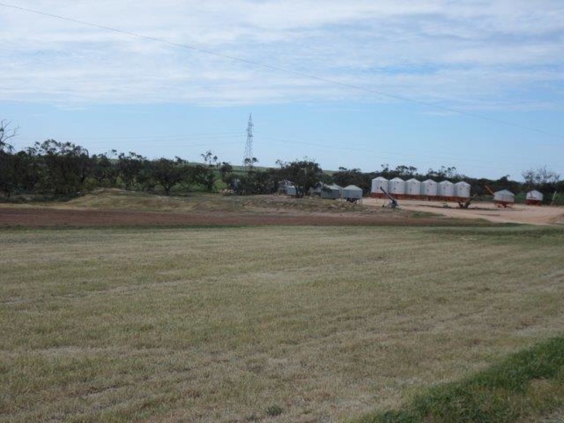 Dattuck Road, Hopetoun VIC 3396