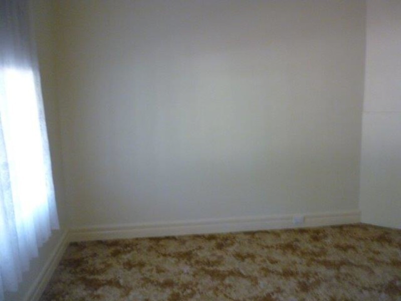 18 Campbell Street, Donald VIC 3480