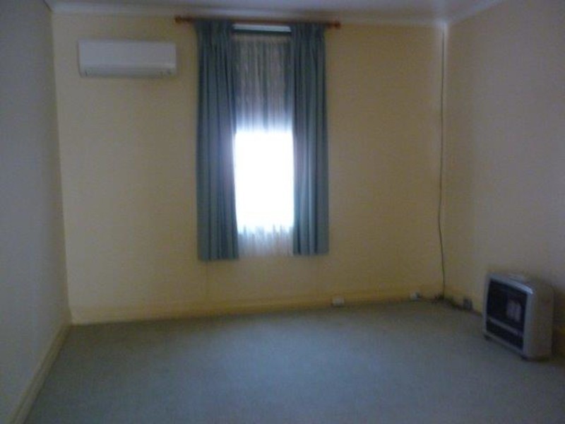 18 Campbell Street, Donald VIC 3480