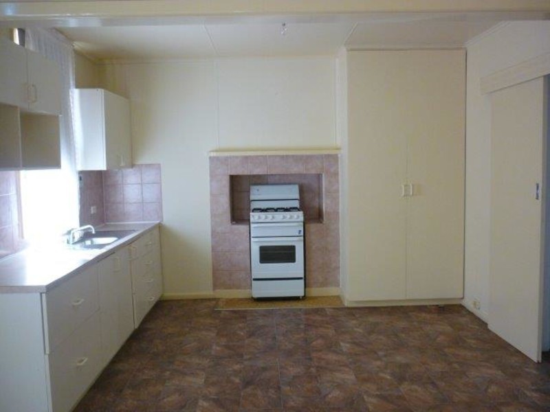 18 Campbell Street, Donald VIC 3480