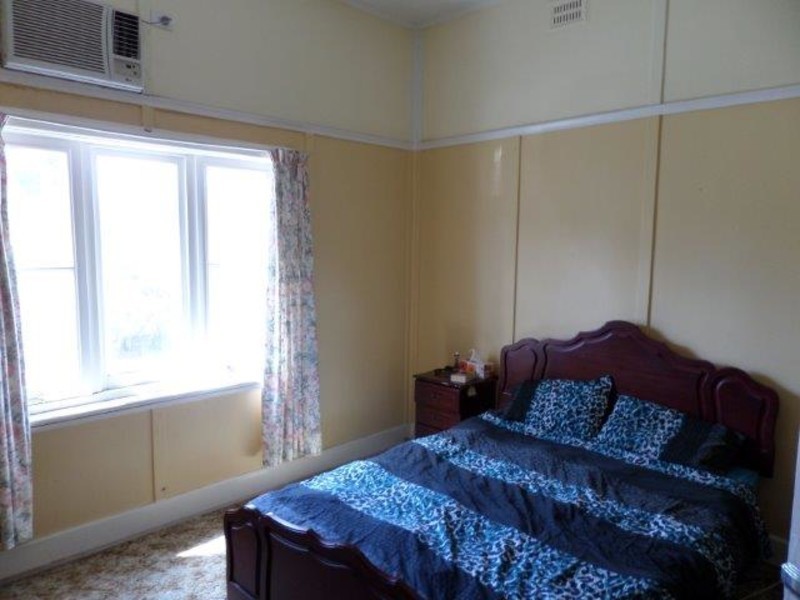 12 Hindmarsh Street, Jeparit VIC 3423