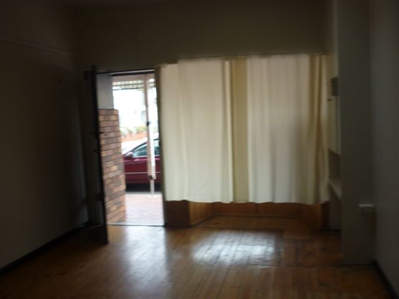 71-73 Woods, Donald VIC 3480