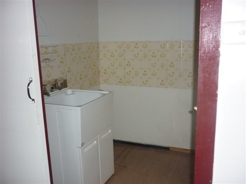 71-73 Woods, Donald VIC 3480