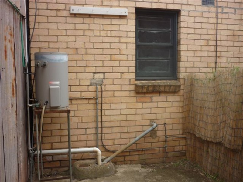 71-73 Woods, Donald VIC 3480