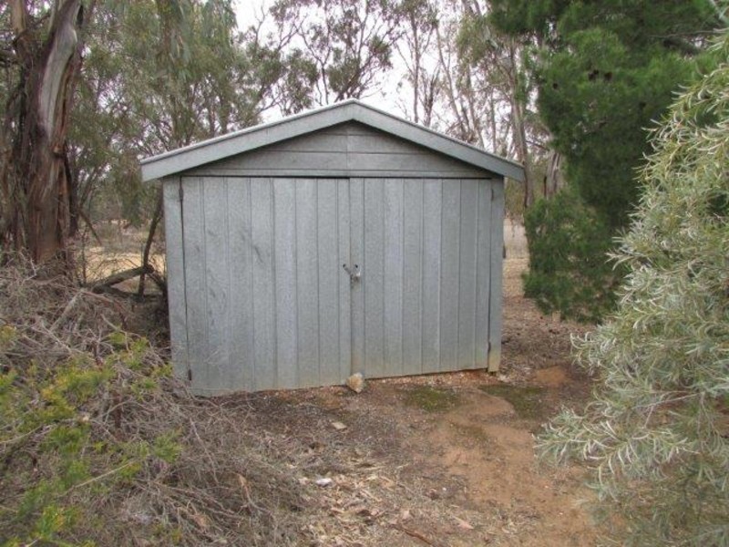 17 Camp Street, Donald VIC 3480