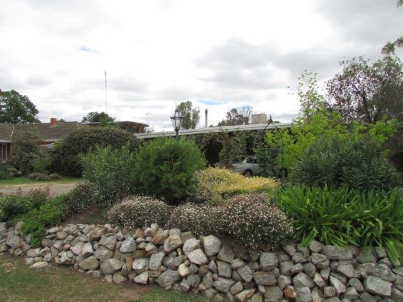 17 Camp Street, Donald VIC 3480