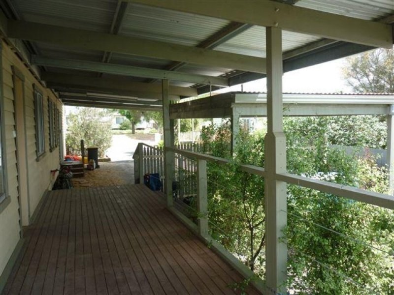 203 Woods Street, Donald VIC 3480