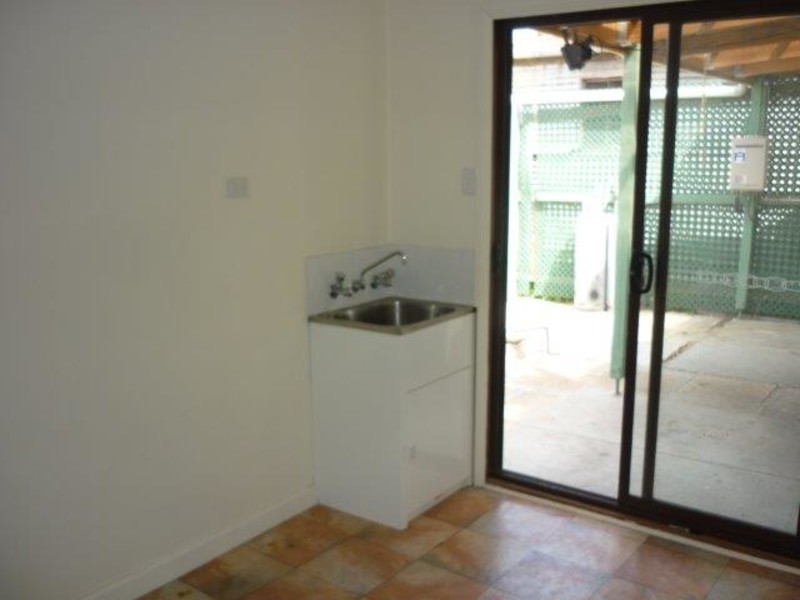 31 Molyneaux Street, Warracknabeal VIC 3393