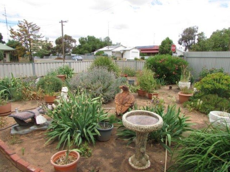 38 Deakin Street, Beulah VIC 3395