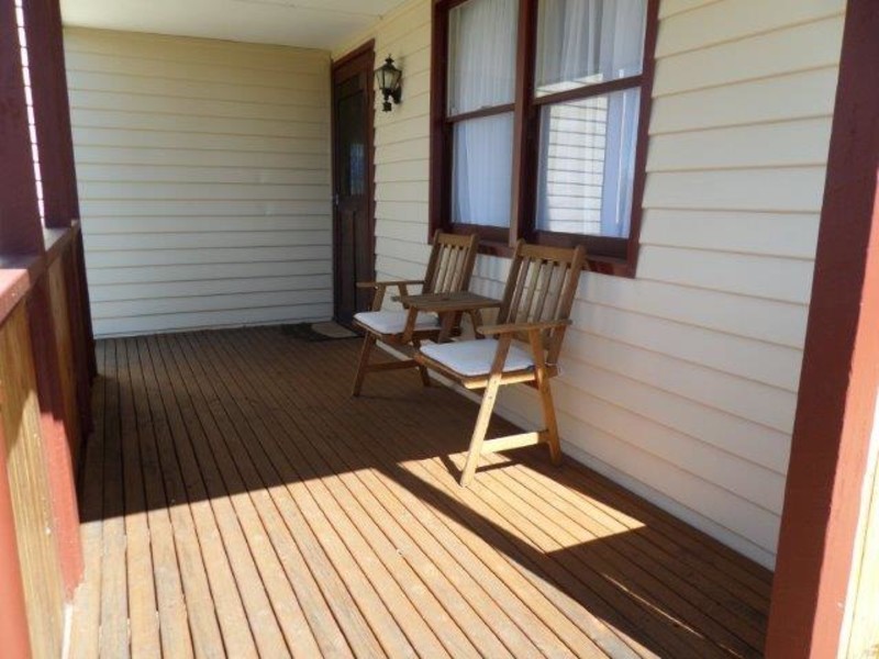 8 Wood Street, Warracknabeal VIC 3393