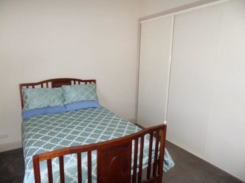 8 Wood Street, Warracknabeal VIC 3393