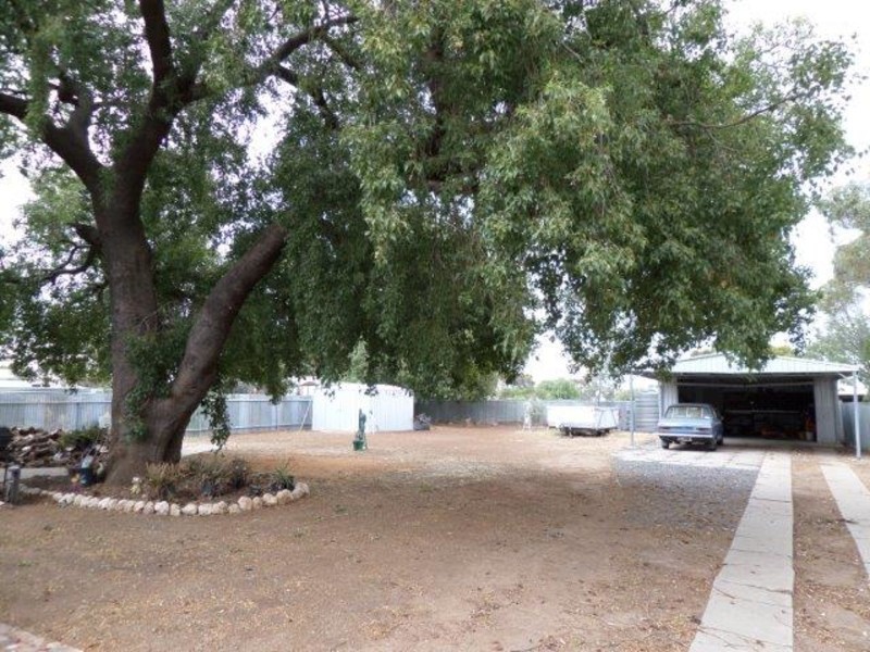 15 Cust Street, Rainbow VIC 3424