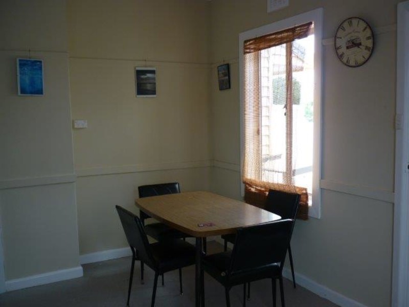 82 Jamouneau Street, Warracknabeal VIC 3393