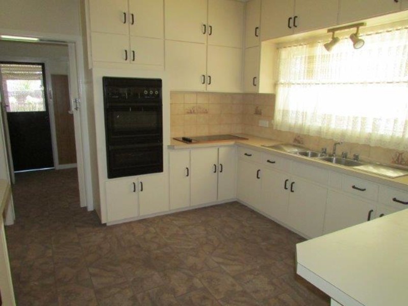 11 Upper Roy Street, Jeparit VIC 3423