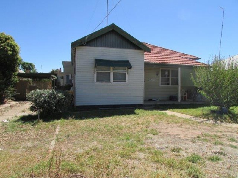 108 Jamouneau Street, Warracknabeal VIC 3393