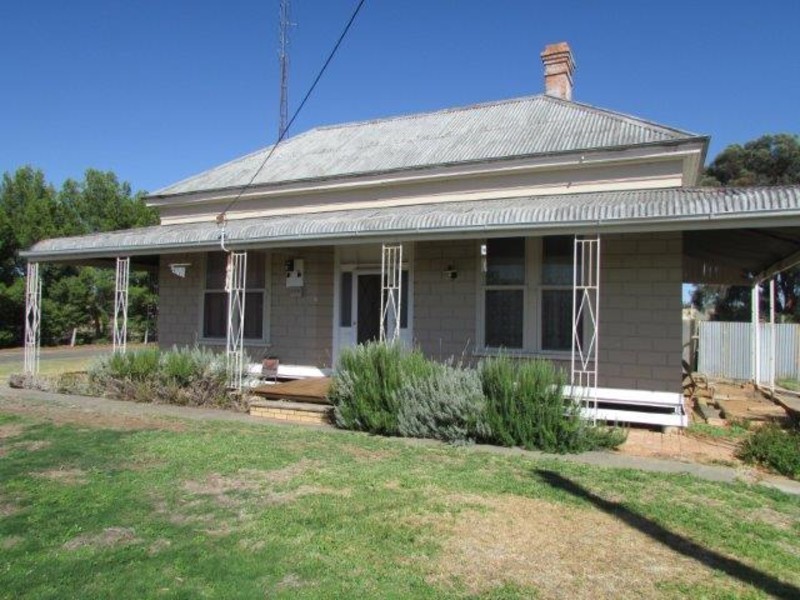 16 Henty Highway, Beulah VIC 3395