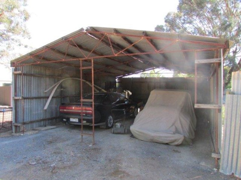 16 Henty Highway, Beulah VIC 3395