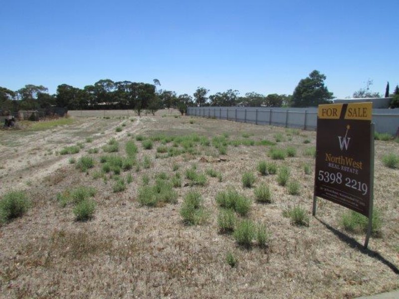 187 Woods Street, Donald VIC 3480