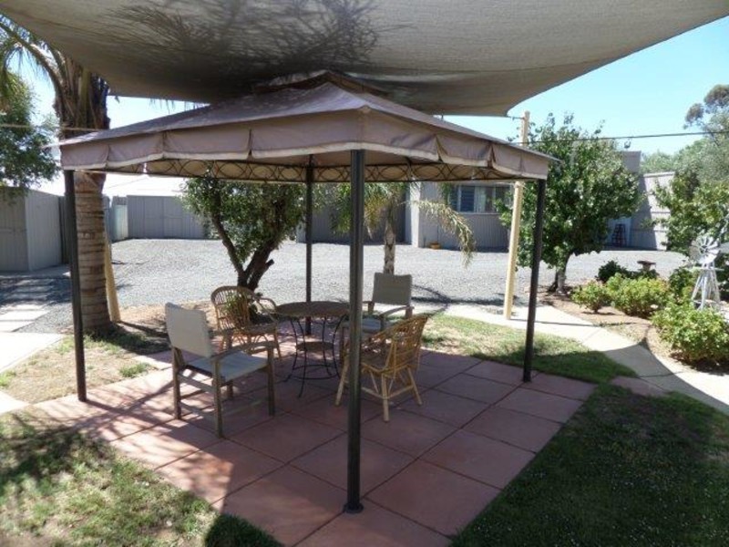 24 Dimboola Road, Warracknabeal VIC 3393